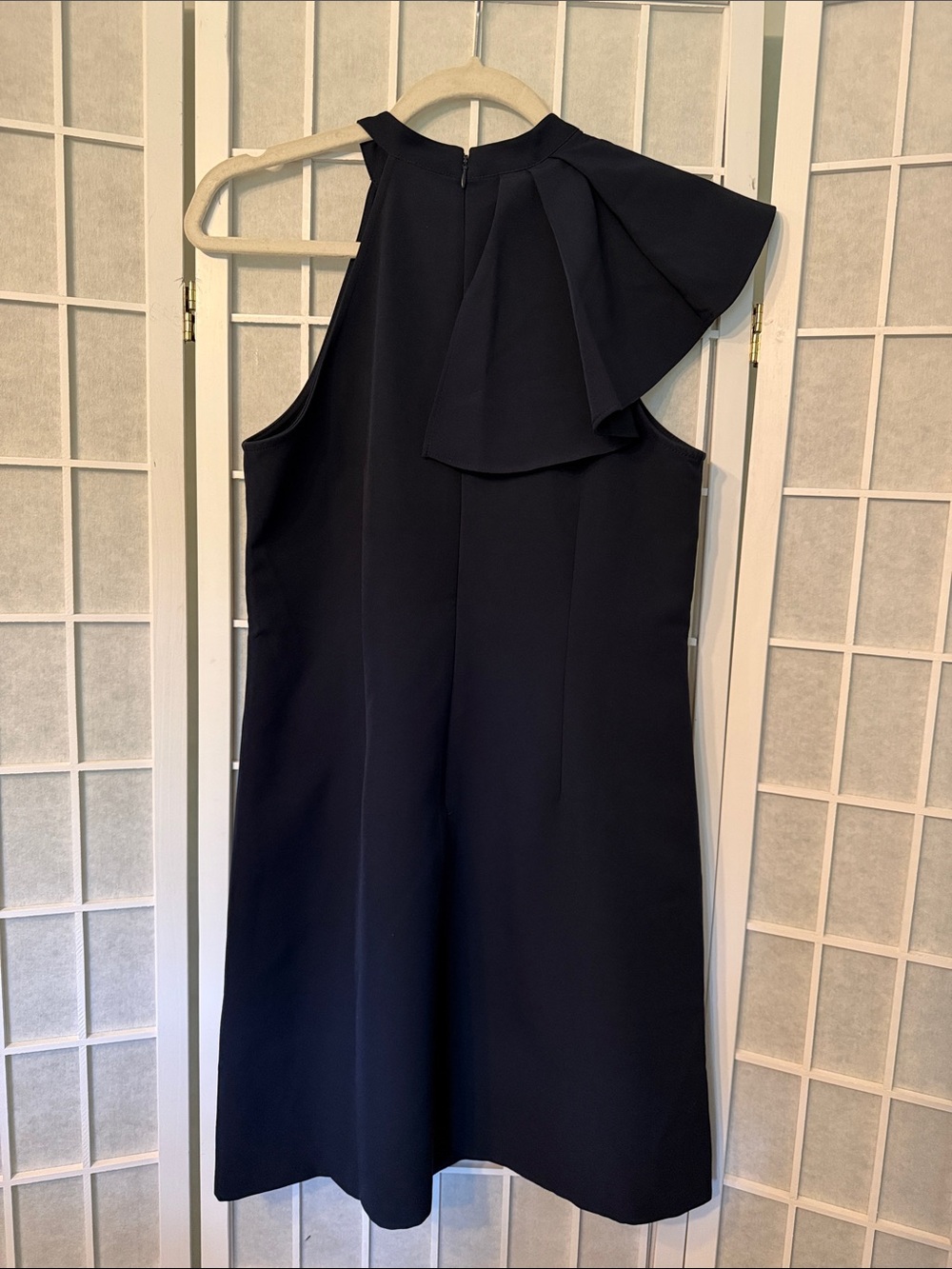 Vince Camuto Women’s Navy Sleeveless Ruffle-Neck Dress Size 6 - Picture 3 of 4